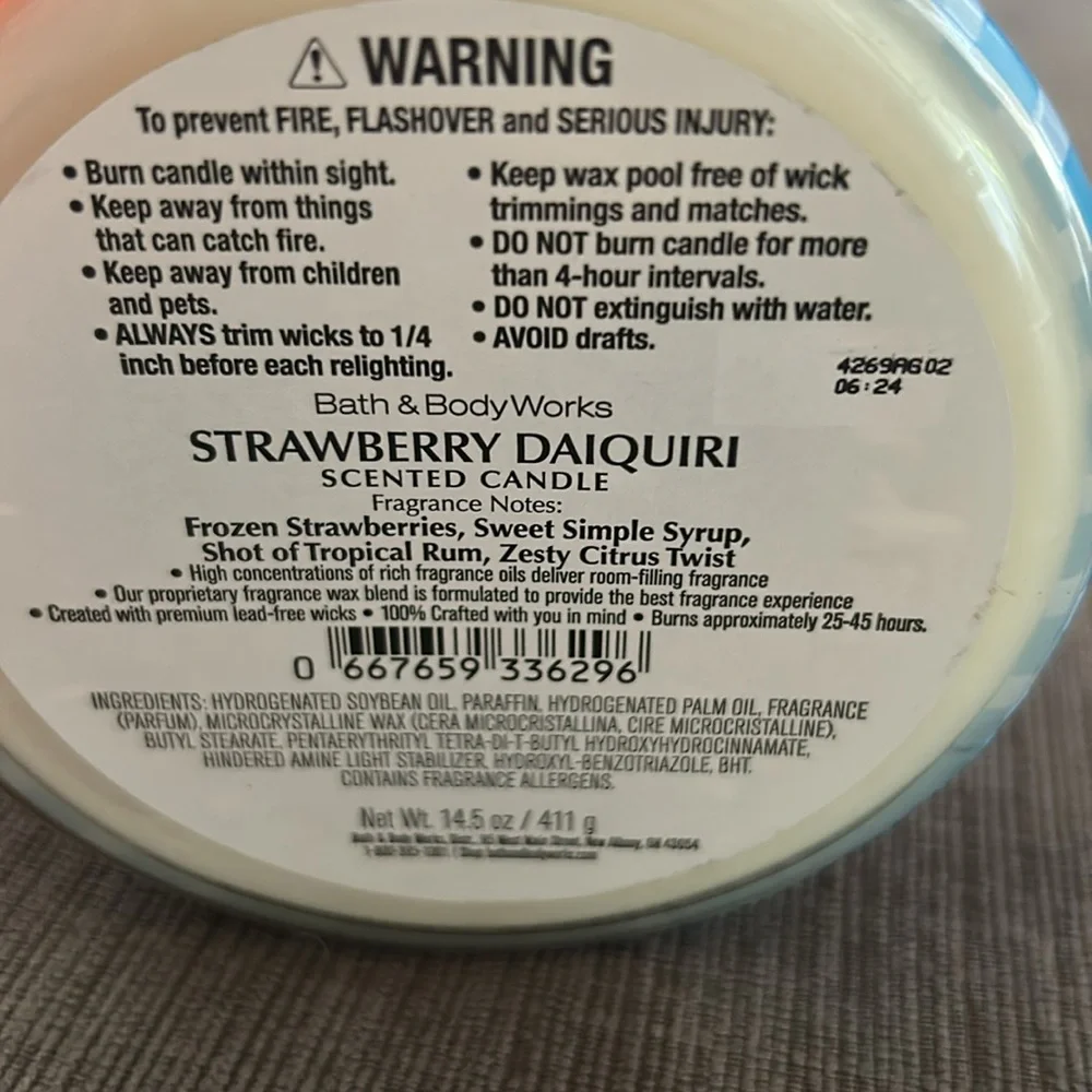 Bath & Body Works Strawberr Daiquiri 3-Wick Soy Wax Blend Scented Candle NEW